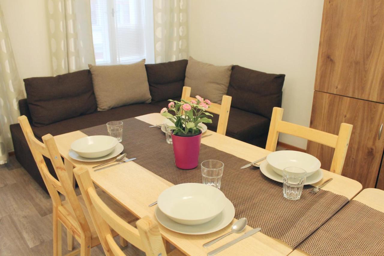 Modern Apartment Ve Smeckach 28 Praag Buitenkant foto