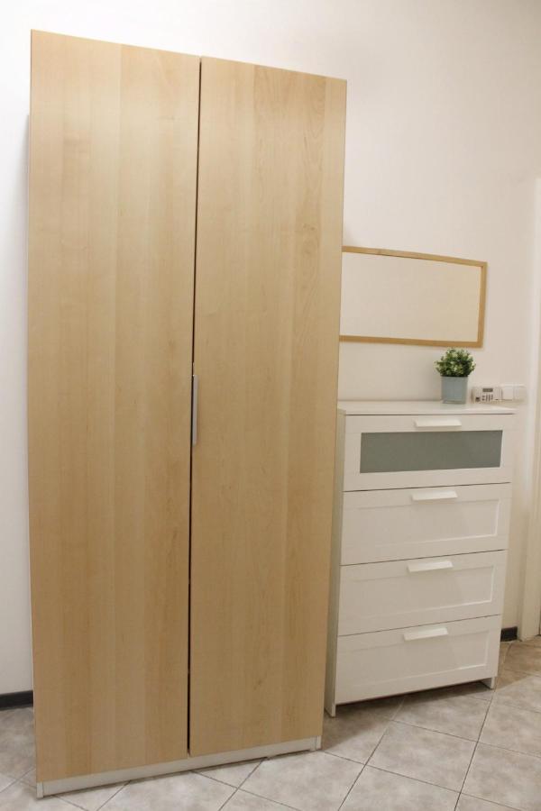 Modern Apartment Ve Smeckach 28 Praag Buitenkant foto